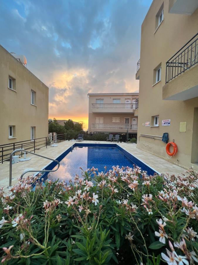 Hillview Apartment Пейя Екстер'єр фото