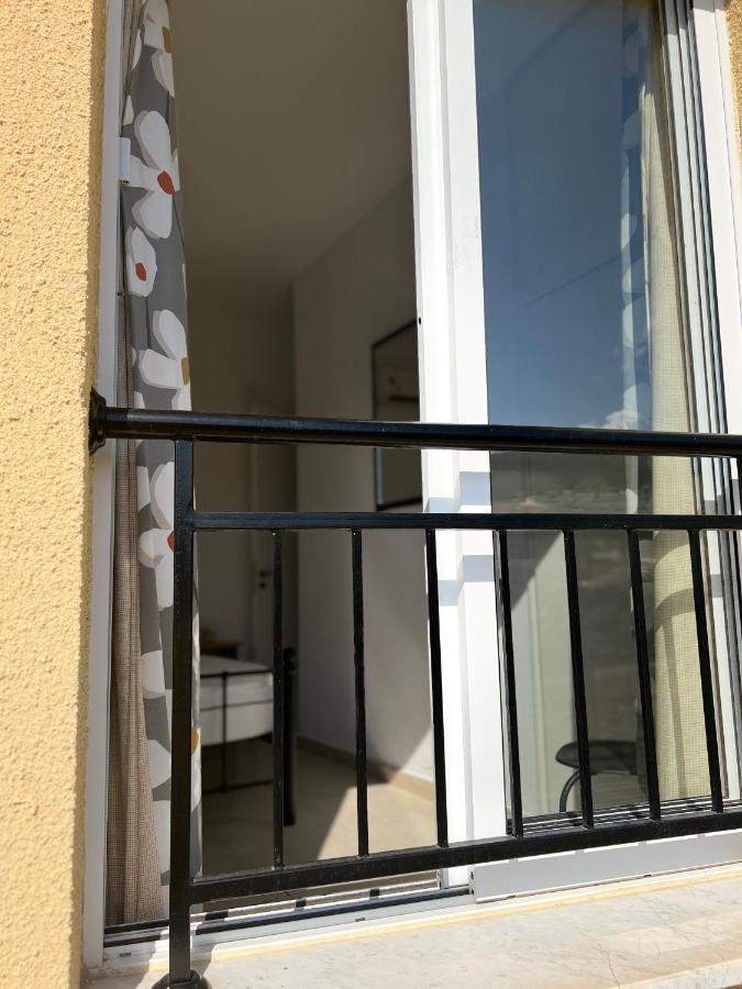 Hillview Apartment Пейя Екстер'єр фото