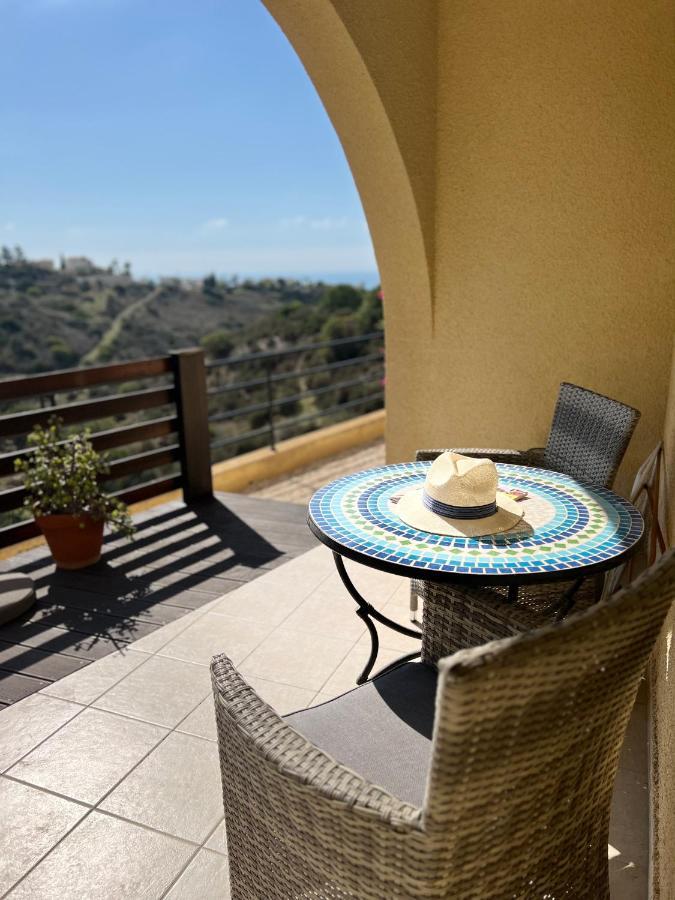 Hillview Apartment Пейя Екстер'єр фото
